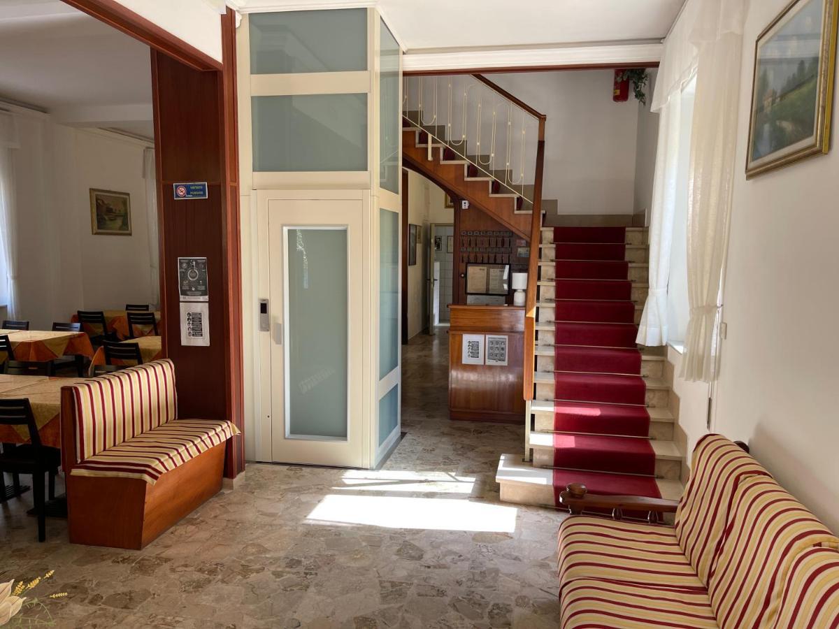 Hotel Margot Lido di Camaiore Zewnętrze zdjęcie