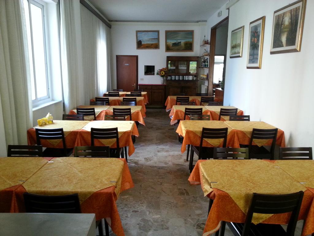Hotel Margot Lido di Camaiore Zewnętrze zdjęcie